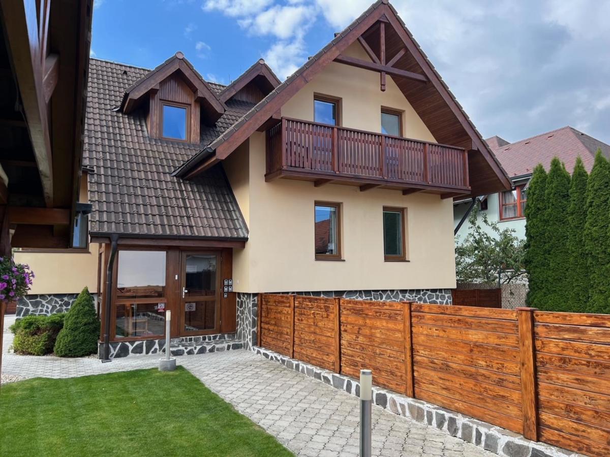 Vila Tatra Stará Lesná 外观 照片